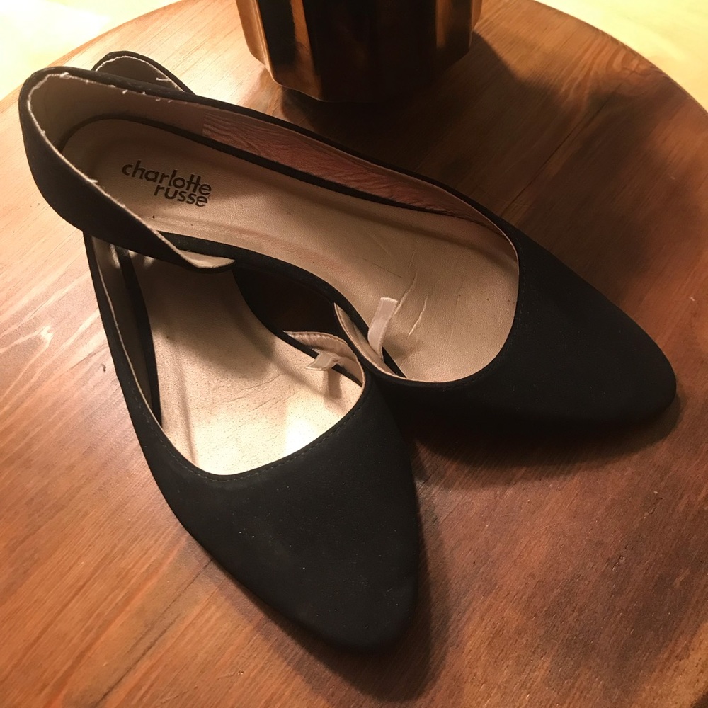 Black Pointed Toe Flats